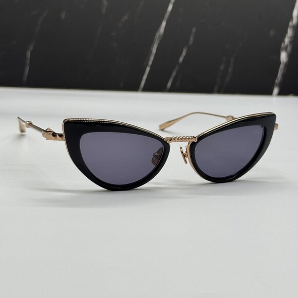 NEW VALENTINO VLS-102A BLACK GOLD CAT EYE SUNGLASSES VALENTINO - Picture 1 of 11